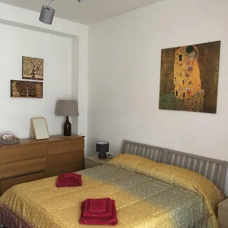 ゲストハウス Blackboard House