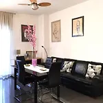 Blackboard House Konukevi *