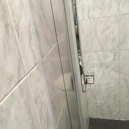 Blackboard House בית הארחה