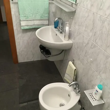 בית הארחה Blackboard House *