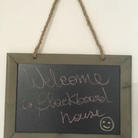 Blackboard House Konukevi Bari