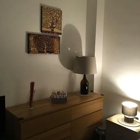 Blackboard House Pensionat Bari