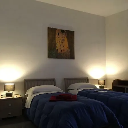 בית הארחה Blackboard House