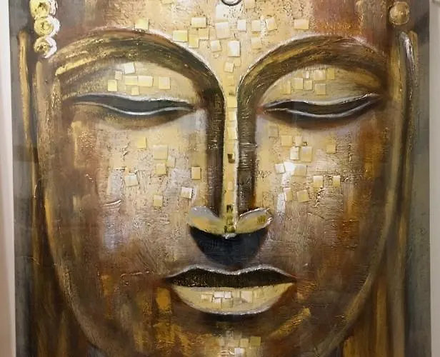 Blackboard House * باري